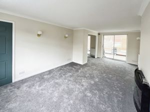 Lounge- click for photo gallery